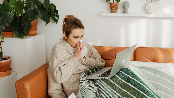 How many colds do people get each year in the UK?